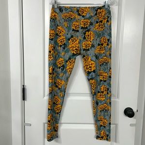 Lularoe tall & curvy leggings